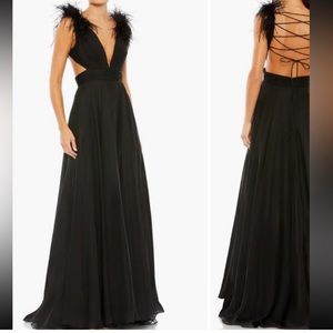 Feather trim plunge neck A-line gown Mac Duggal size 2